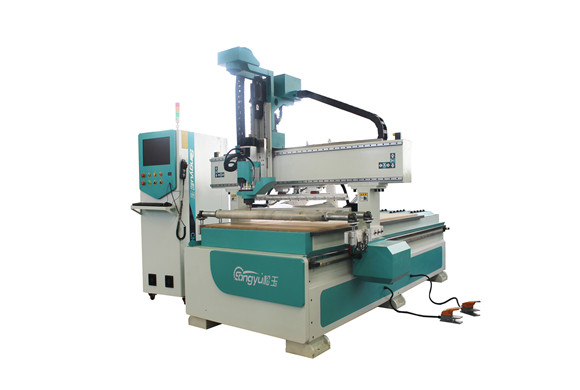 加工櫥柜門板用什么設(shè)備？